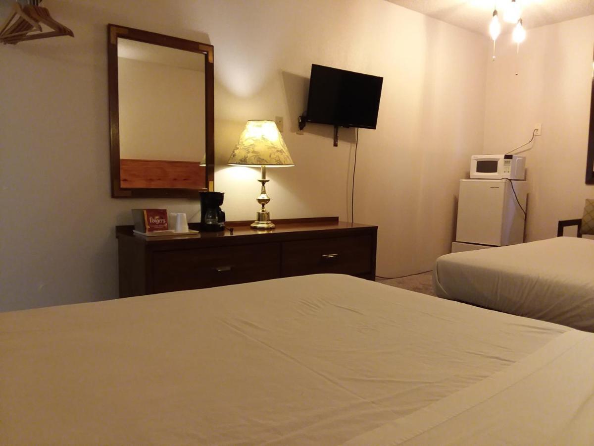 Americas Best Value Inn Ларамі Екстер'єр фото